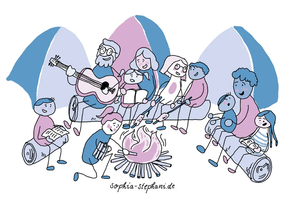 Zeichnung von Sophia Stefani: Kinder und Eltern sitzen mit Gitarre und Stockbrot um ein Lagerfeuer herum